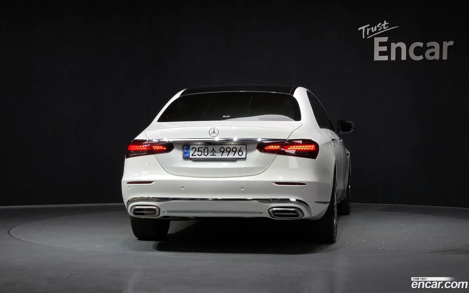 Mercedes-Benz E-Class E250 2022 — миниатюра 4