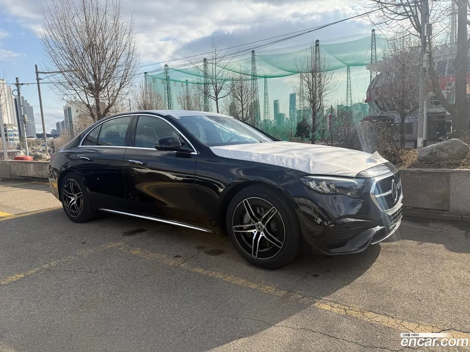 Mercedes-Benz E-Class E200 AMG Line 2026 — фото 1, купить с доставкой в Москву