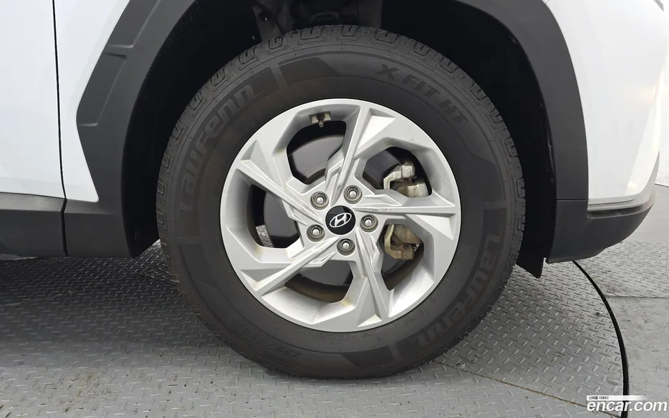 Hyundai Tucson 1.6 2WD 2022 — миниатюра 2