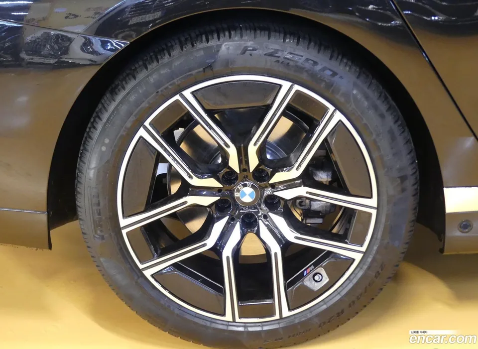 BMW 7 Series 740d xDrive M 2025 — миниатюра 2
