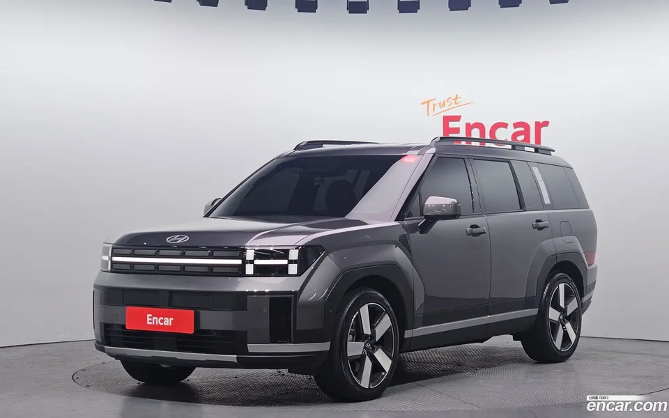 Hyundai SantaFe 2.5T 2WD 2024 — фото 1, купить с доставкой в Москву