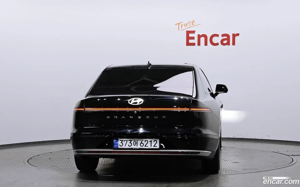 Hyundai Grandeur Hybrid 2023 — миниатюра 4