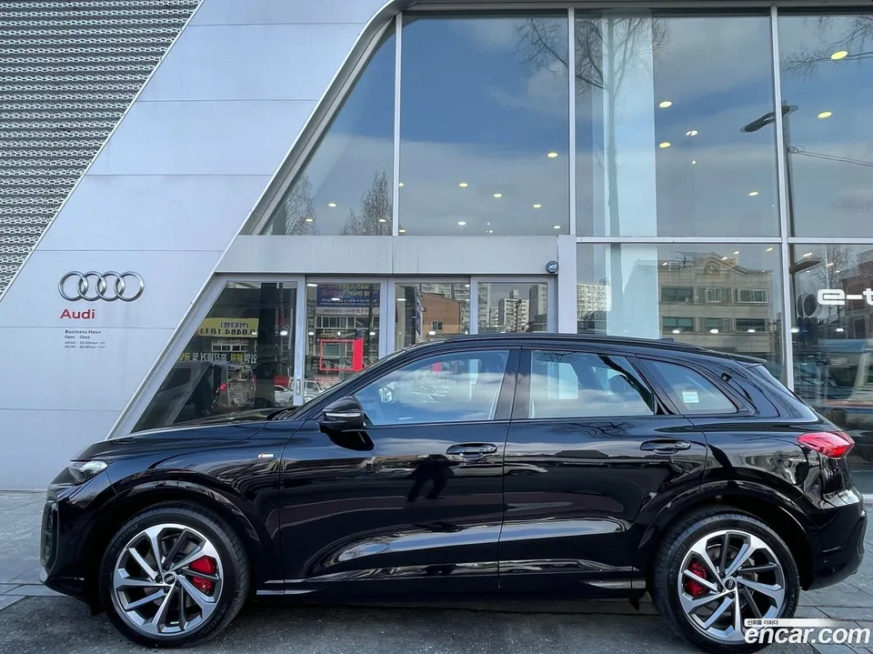 Audi Q5 (80A) 40 TDI S Line 2025 — миниатюра 3