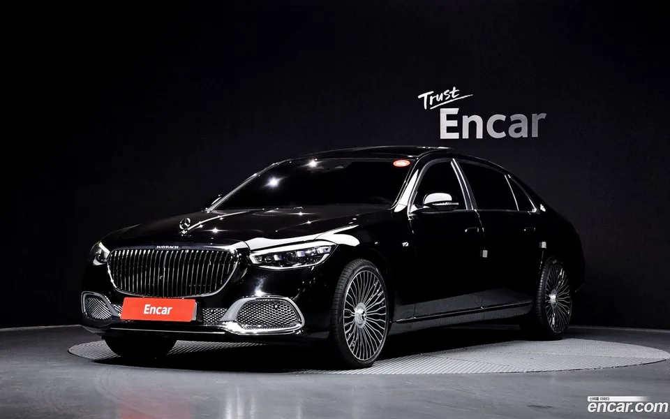 Mercedes-Benz S-Class S680 4MATIC 2023 — фото 1, купить с доставкой в Москву