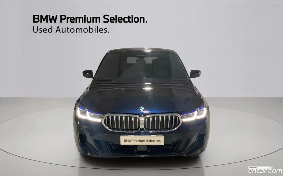 BMW 6 Series GT 630i xDrive M 2023 — миниатюра 3