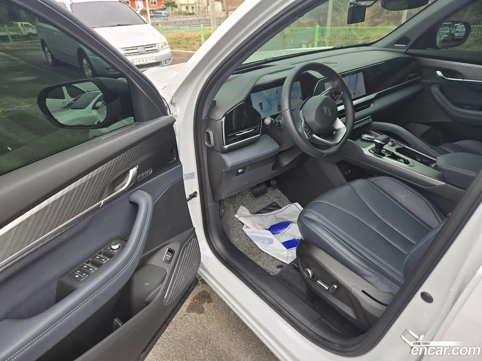 Renault Samsung Grand Koleos 1.5 E-TECH 2WD 2025 — миниатюра 5