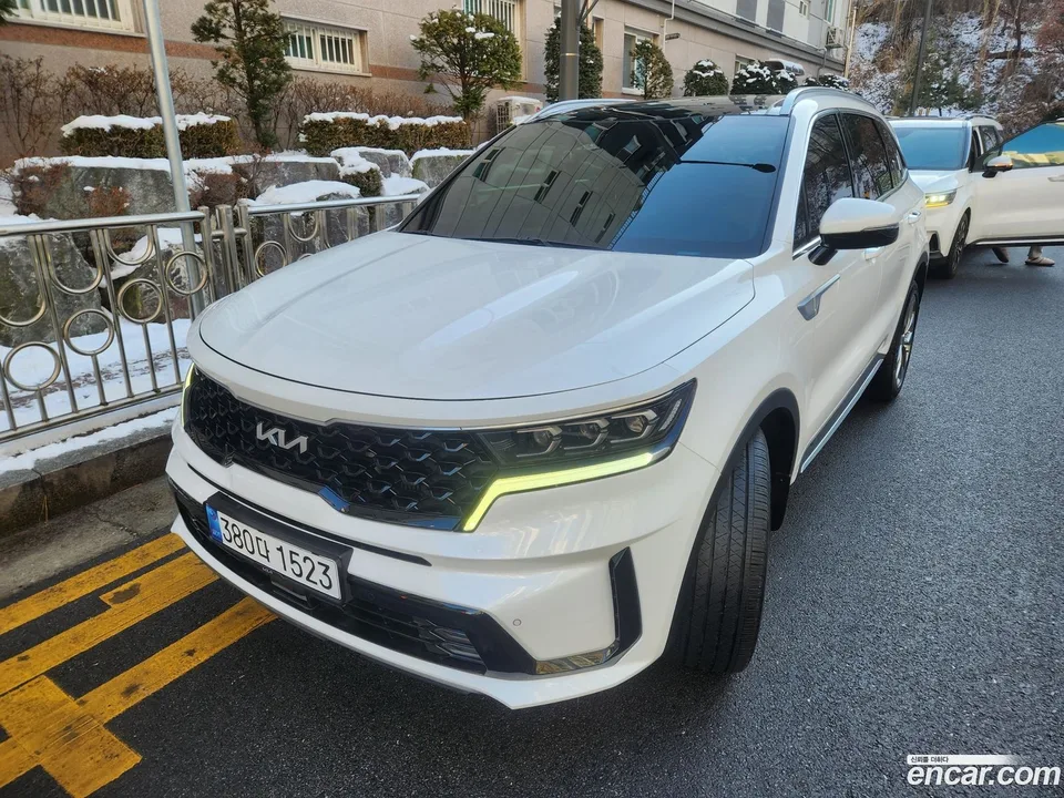 Kia Sorento 2.2 2WD 2022 — фото 1, купить с доставкой в Москву