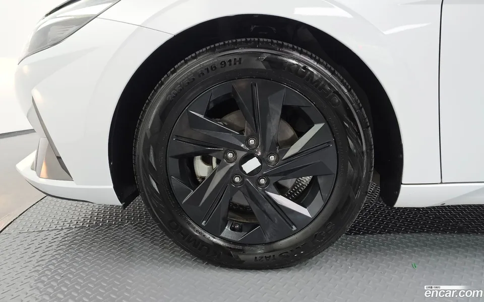 Hyundai Avante 1.6 2022 — миниатюра 5