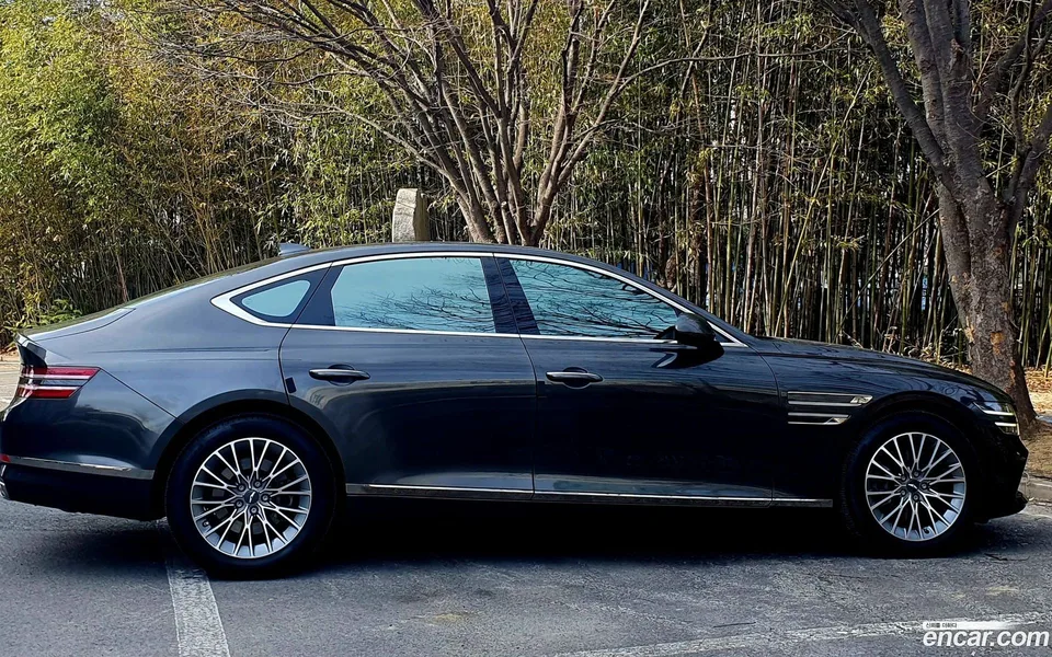 Genesis G80 2.5 2WD 2022 — миниатюра 4