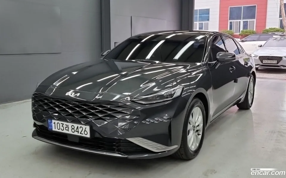 Kia K8 2.5 2WD 2023 — фото 1, купить с доставкой в Москву