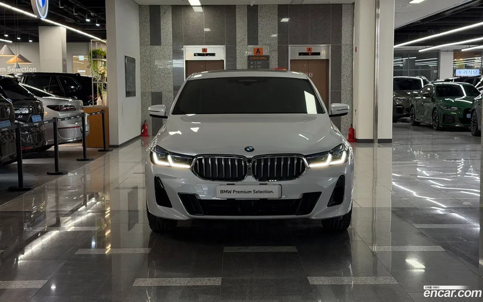 BMW 6 Series GT 630i xDrive M 2024 — миниатюра 3