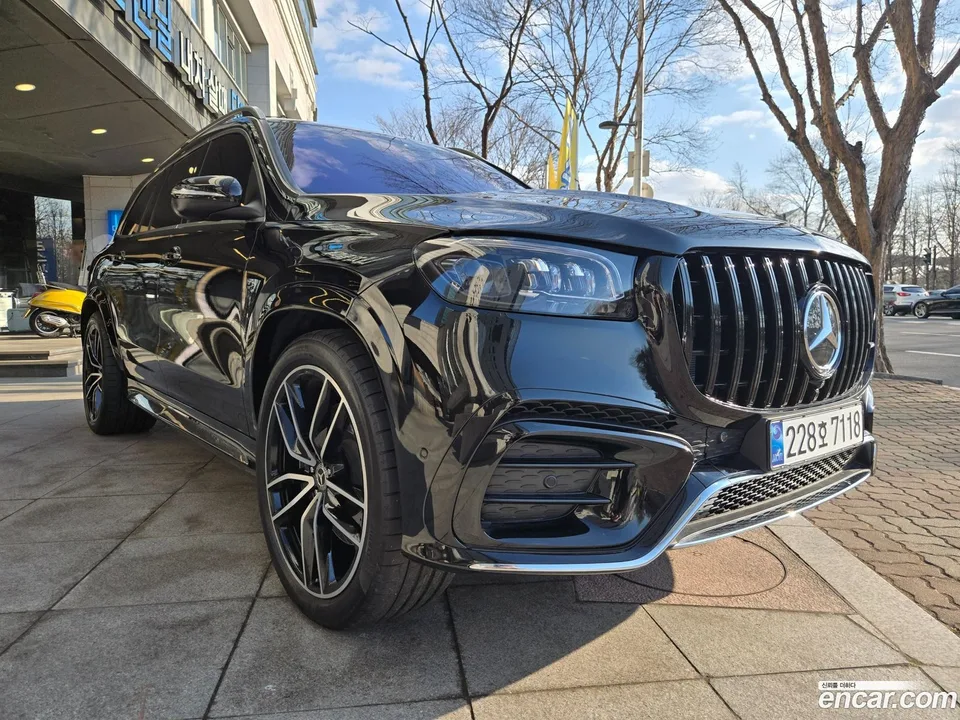 Mercedes-Benz GLS-Class GLS450 4MATIC 2025 — фото 1, купить с доставкой в Москву