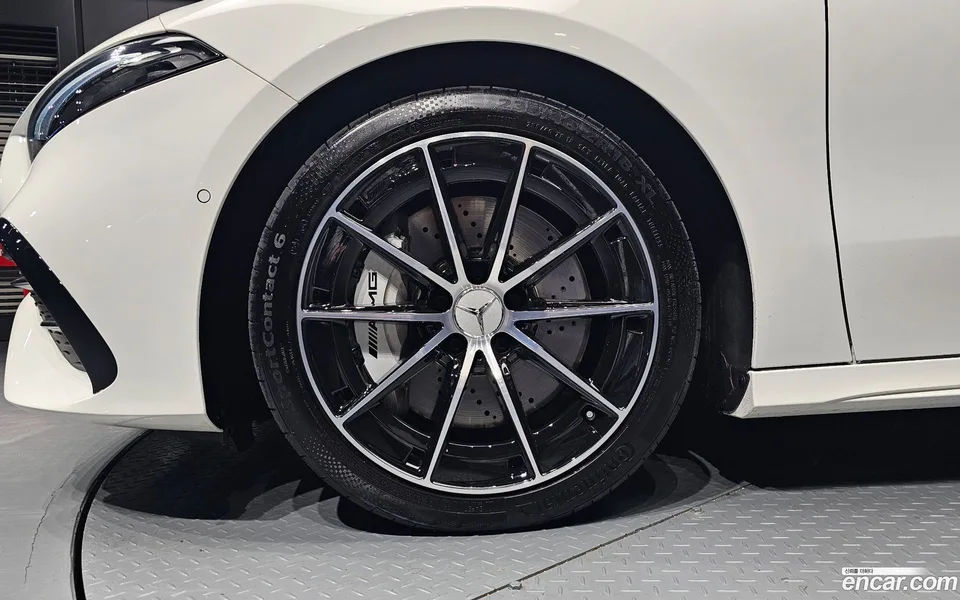 Mercedes-Benz A-Class AMG A35 4MATIC 2024 — миниатюра 5