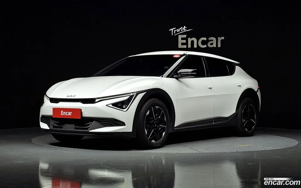 Kia EV6 4WD 2024 — фото 1, купить с доставкой в Москву