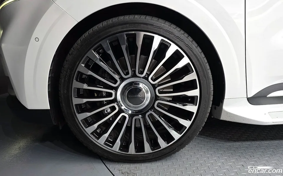 Kia Carnival 9 () 2022 — миниатюра 2