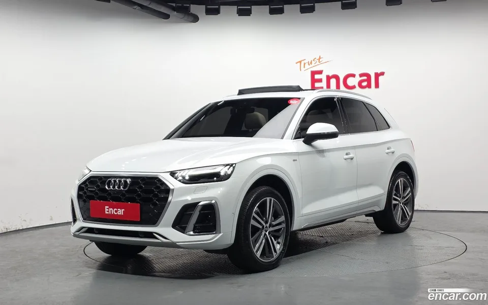 Audi Q5 40 TDI 2023 — фото 1, купить с доставкой в Москву