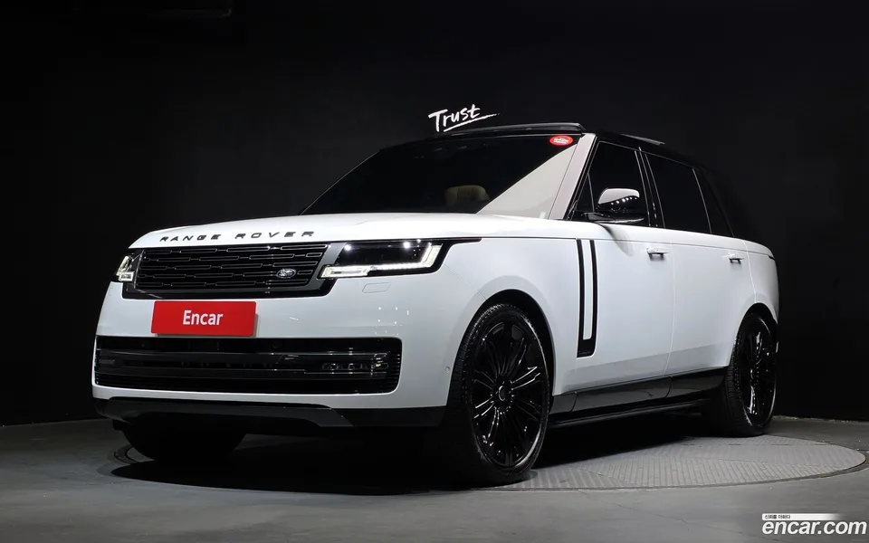 Land Rover Range Rover P530 AB LWB 2025 — фото 1, купить с доставкой в Москву