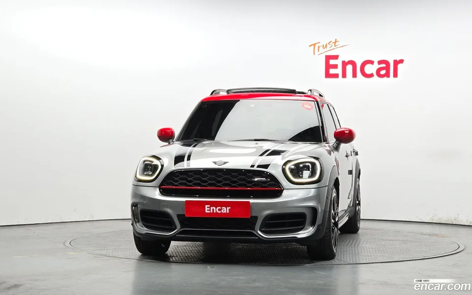 MINI Cooper S Countryman JCW 2023 — миниатюра 3