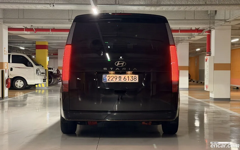 Hyundai Staria HEV 1.6 7 2024 — миниатюра 5