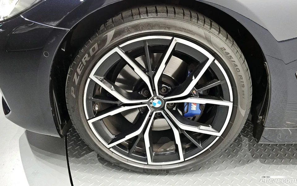 BMW 5 Series 530i M 2023 — миниатюра 5
