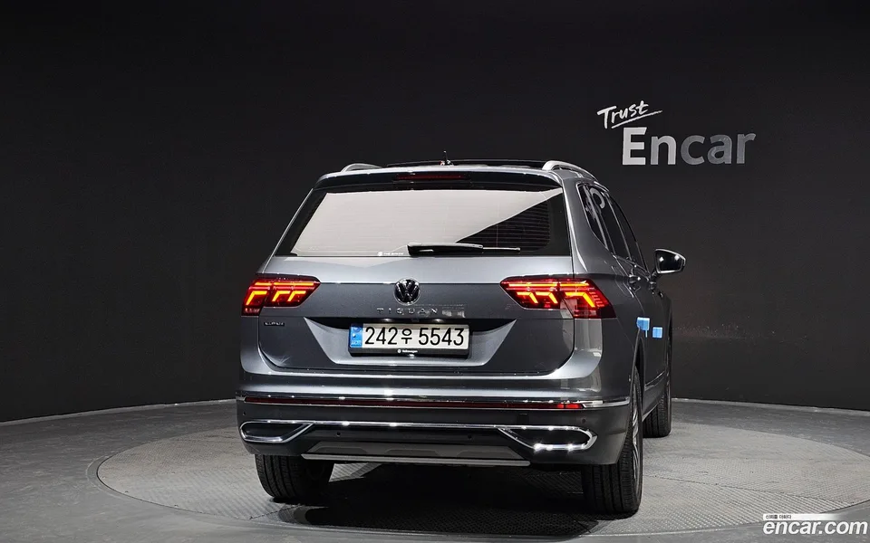 Volkswagen Tiguan Allspace 2.0 TSI 2024 — миниатюра 4