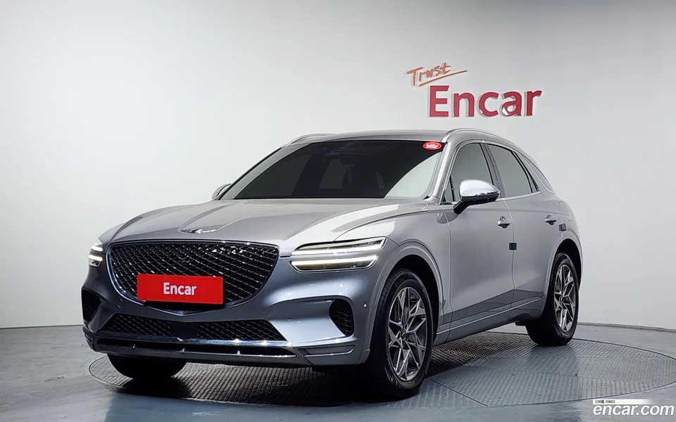 Genesis GV70 2.5T 2WD 2022 — фото 1, купить с доставкой в Москву