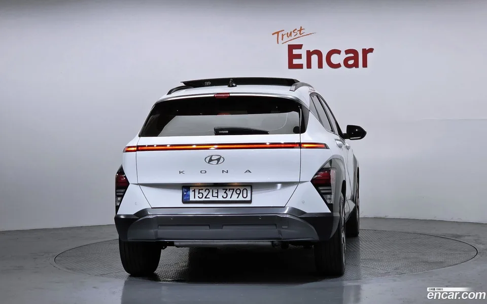 Hyundai Kona 1.6 2WD 2023 — миниатюра 4