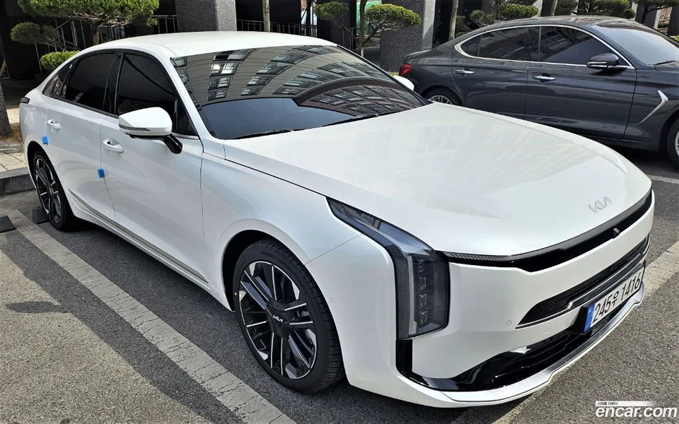 Kia K8 2.5 2WD 2025 — photo 1, buy with delivery to Moscow