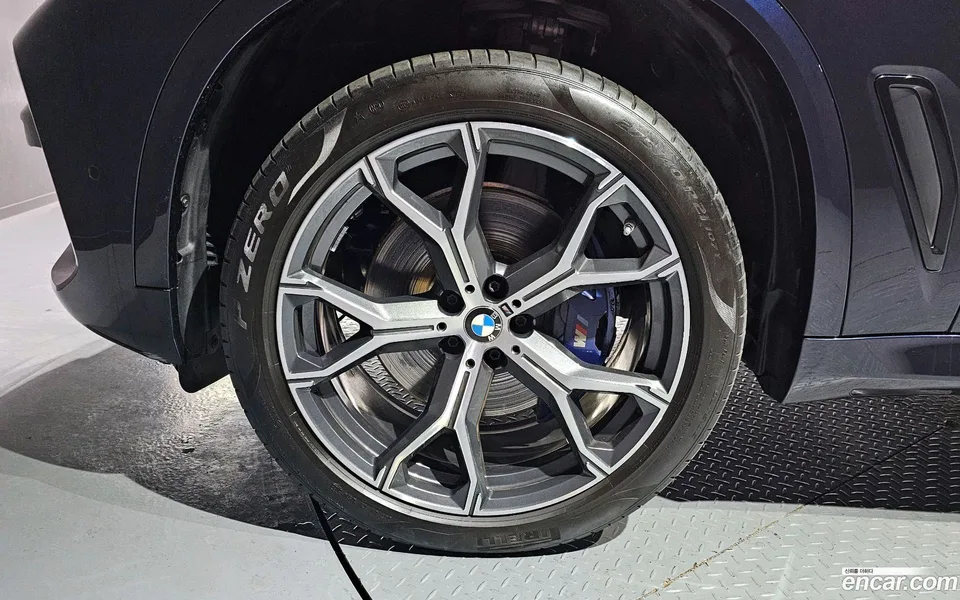 BMW X5 xDrive 30d M 2022 — миниатюра 2