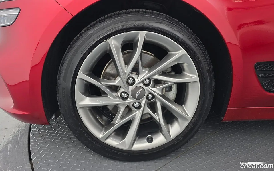 Genesis G70 2.0T 2WD 2022 — миниатюра 5