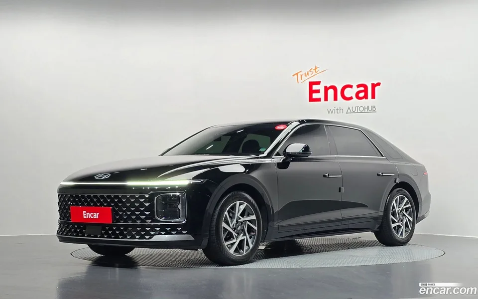 Hyundai Grandeur Hybrid 2023 — фото 1, купить с доставкой в Москву