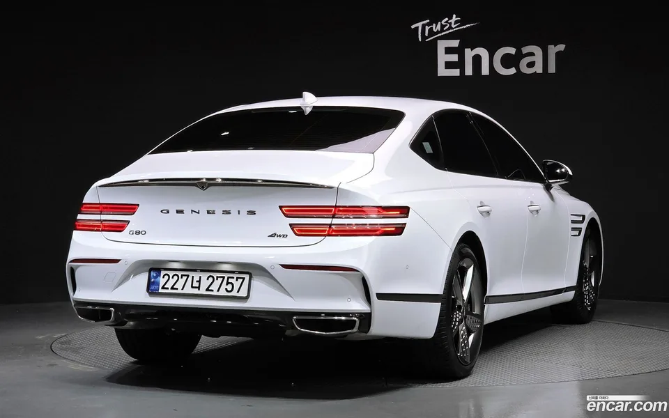 Genesis G80 2.5 AWD 2023 — миниатюра 2