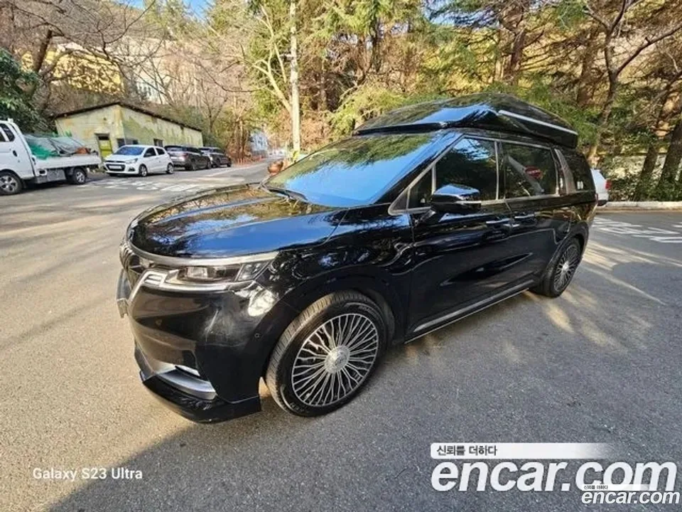 Kia Carnival 9 () 2022 — фото 1, купить с доставкой в Москву