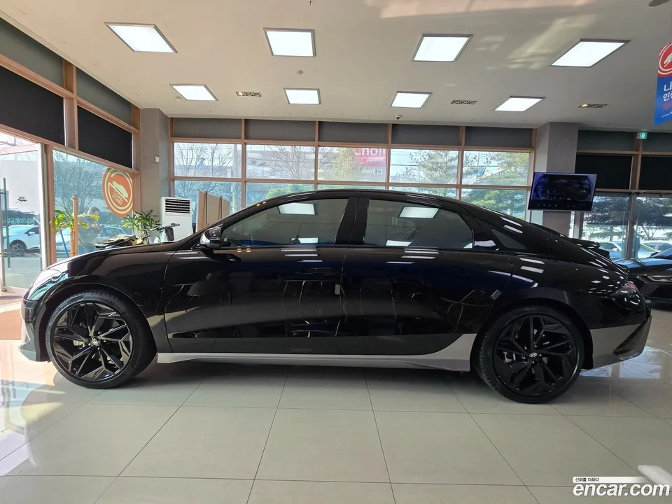 Hyundai Ioniq 6 AWD 2023 — миниатюра 3
