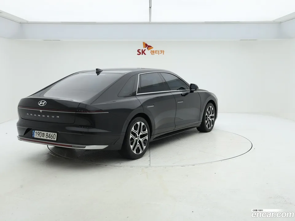 Hyundai Grandeur 2.5 2WD 2023 — миниатюра 3