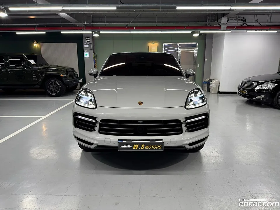Porsche Cayenne 3.0 2022 — thumbnail 2
