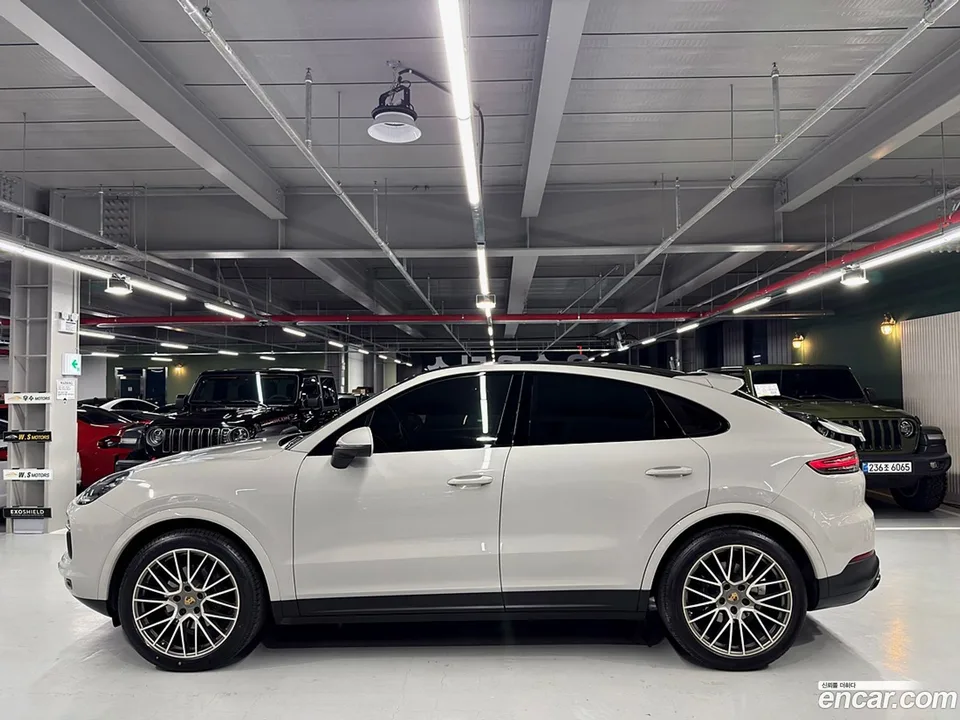 Porsche Cayenne 3.0 2022 — thumbnail 4