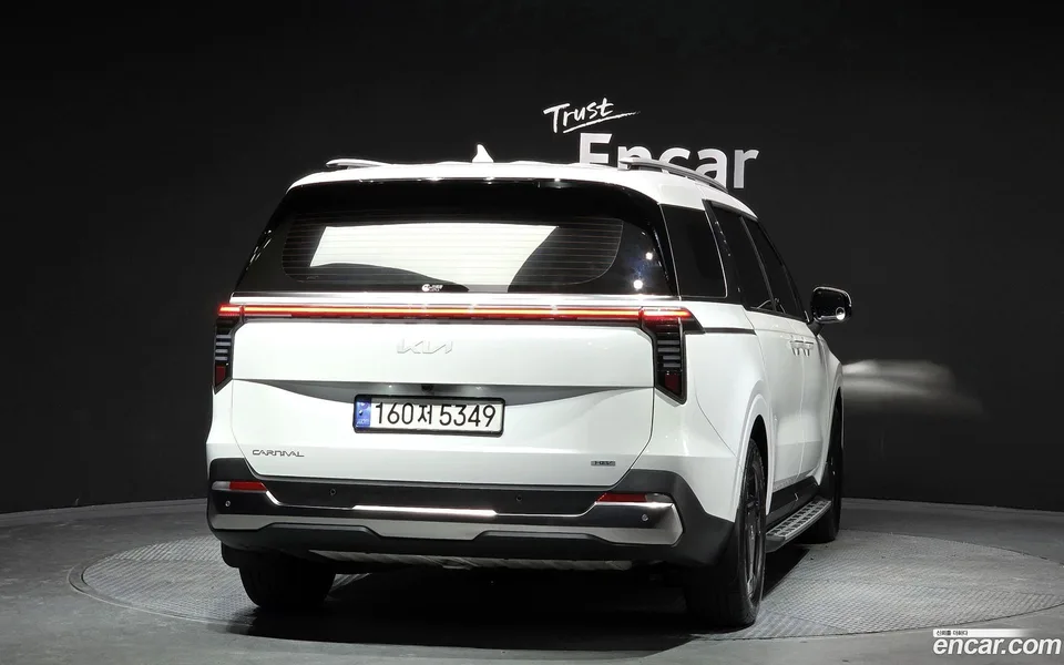 Kia Carnival HEV 9 2024 — миниатюра 4