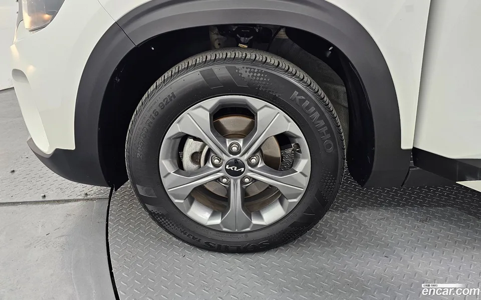 Kia Seltos 2.0 2WD 2024 — миниатюра 2