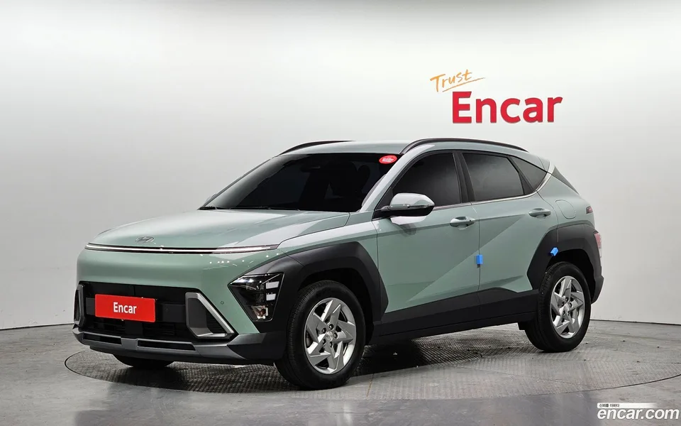 Hyundai Kona 1.6 2WD 2023 — фото 1, купить с доставкой в Москву