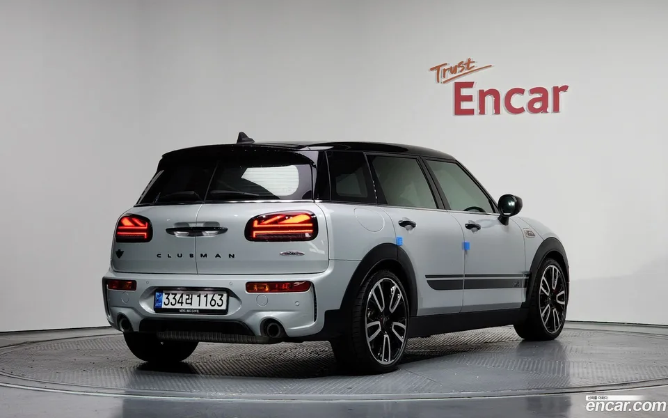 MINI Cooper S Clubman JCW 2022 — миниатюра 2