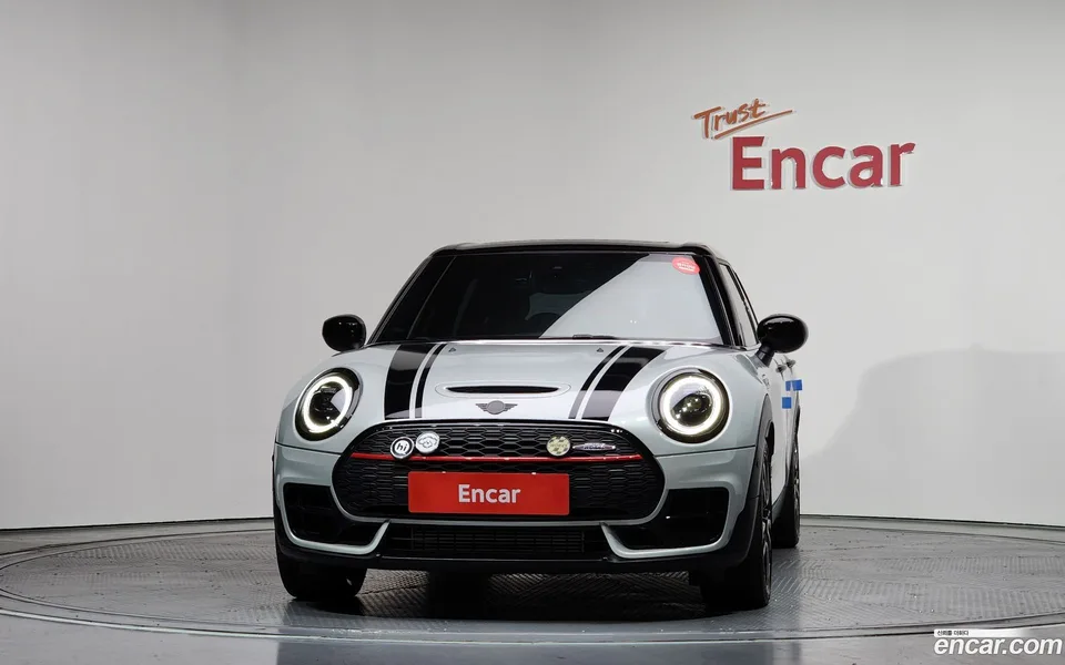 MINI Cooper S Clubman JCW 2022 — миниатюра 3