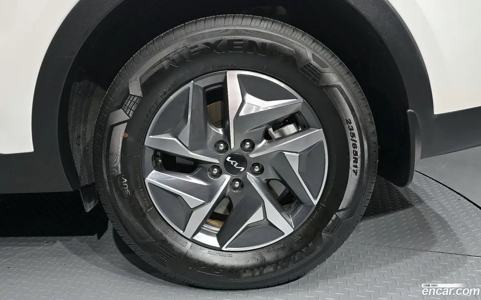 Kia Sorento HEV 1.6 2WD 2022 — миниатюра 2