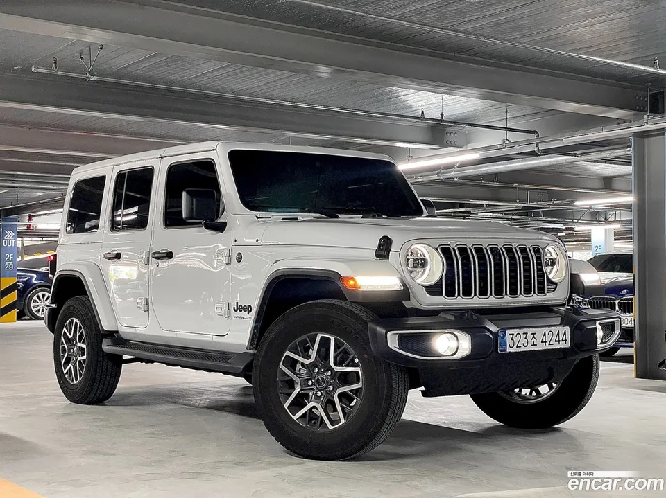 Jeep Wrangler 2.0 4 2025 — фото 1, купить с доставкой в Москву