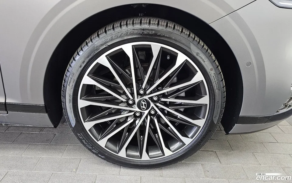 Hyundai Grandeur 2.5 2WD 2024 — миниатюра 2
