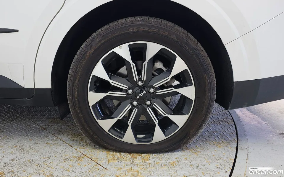 Kia Carnival 9 2022 — миниатюра 5