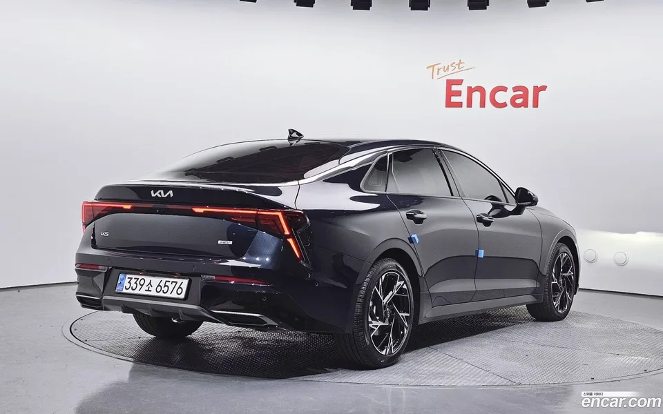 Kia K5 Hybrid 2025 — миниатюра 2
