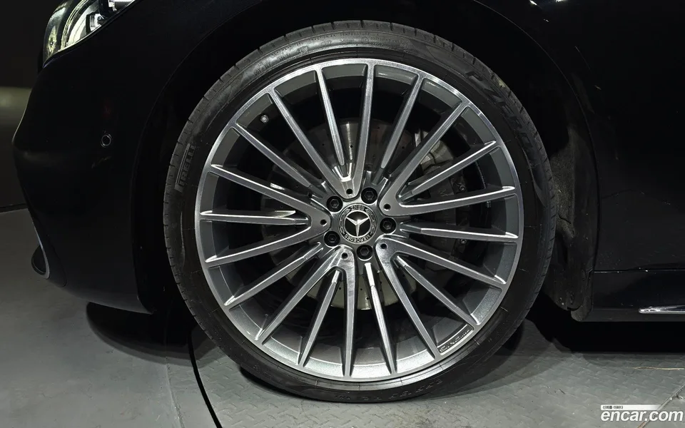 Mercedes-Benz S-Class S500L 4MATIC 2024 — миниатюра 2