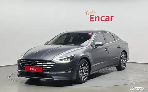 Hyundai Sonata Hybrid 2022 buy in Moscow