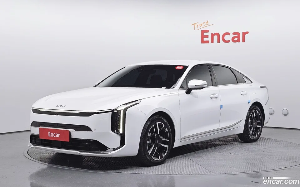Kia K8 2.5 2WD 2024 — фото 1, купить с доставкой в Москву